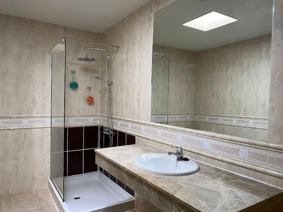Comfortable Family House With Pool And Jacuzzi Costa De Antigua Zewnętrze zdjęcie